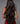 Model mit dunkelbraunen Echthaar Extensions 